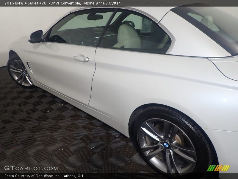 Alpine White / Oyster 2016 BMW 4 Series 428i xDrive Convertible
