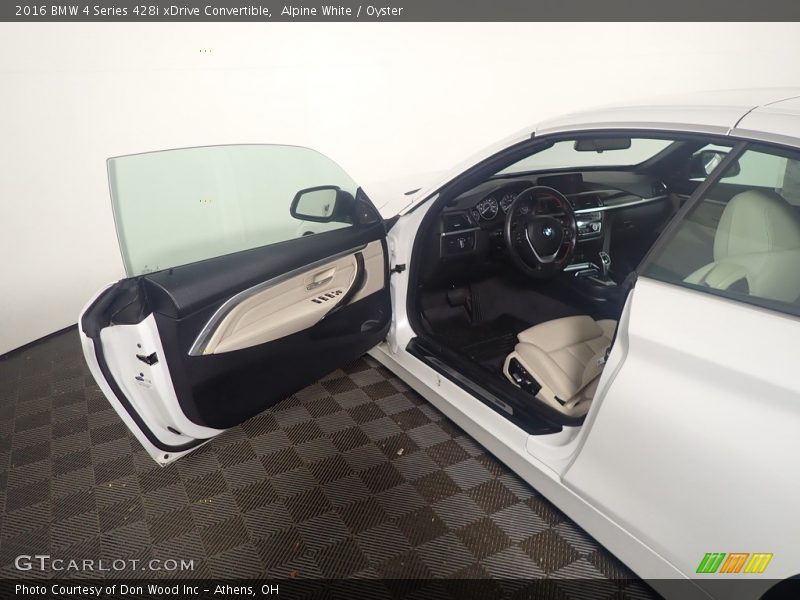 Alpine White / Oyster 2016 BMW 4 Series 428i xDrive Convertible