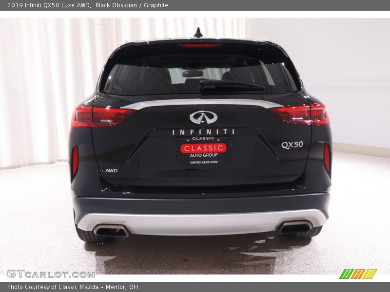 Black Obsidian / Graphite 2019 Infiniti QX50 Luxe AWD