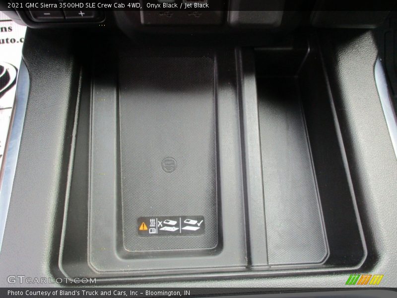 Onyx Black / Jet Black 2021 GMC Sierra 3500HD SLE Crew Cab 4WD