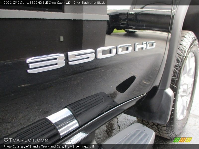 Onyx Black / Jet Black 2021 GMC Sierra 3500HD SLE Crew Cab 4WD