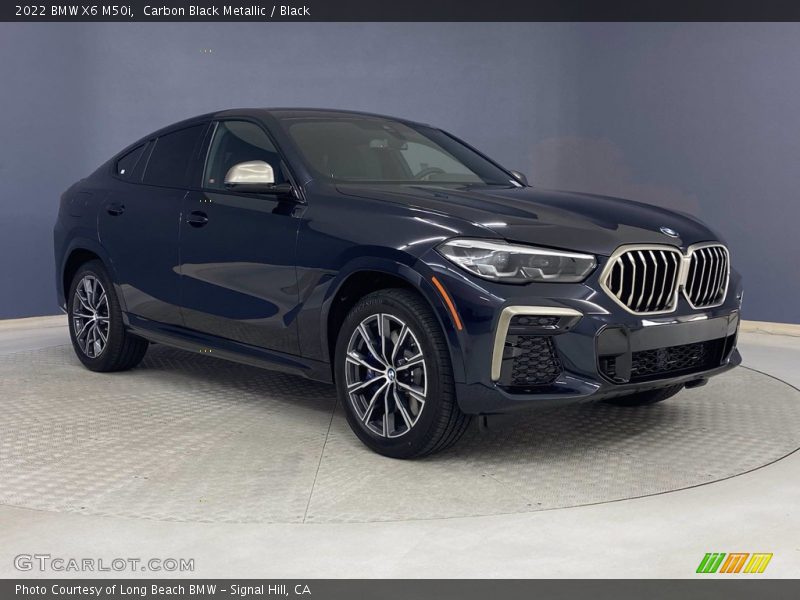 Front 3/4 View of 2022 X6 M50i