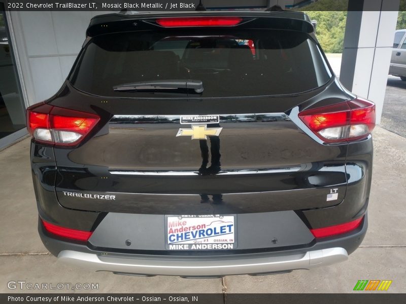 Mosaic Black Metallic / Jet Black 2022 Chevrolet TrailBlazer LT