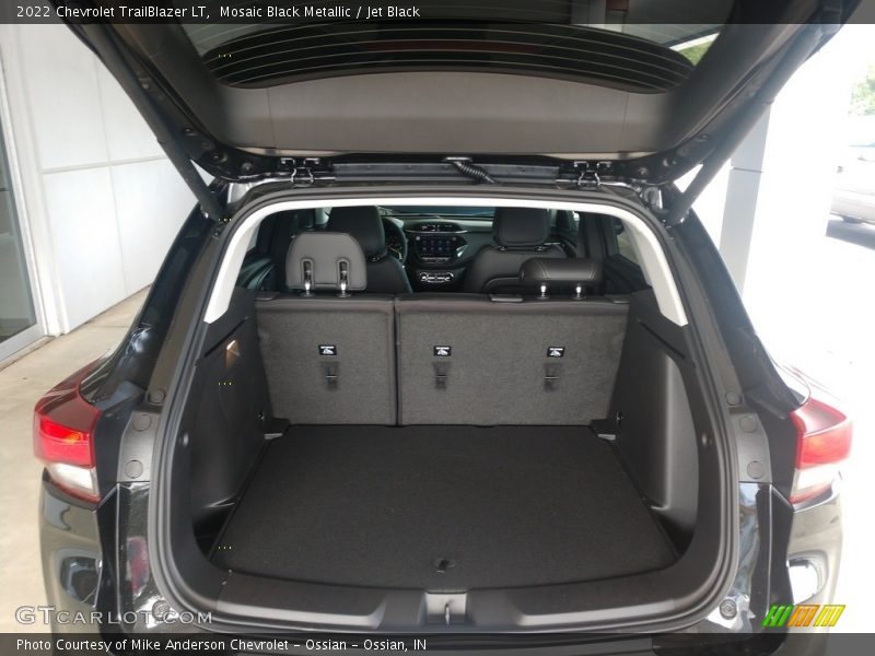 Mosaic Black Metallic / Jet Black 2022 Chevrolet TrailBlazer LT