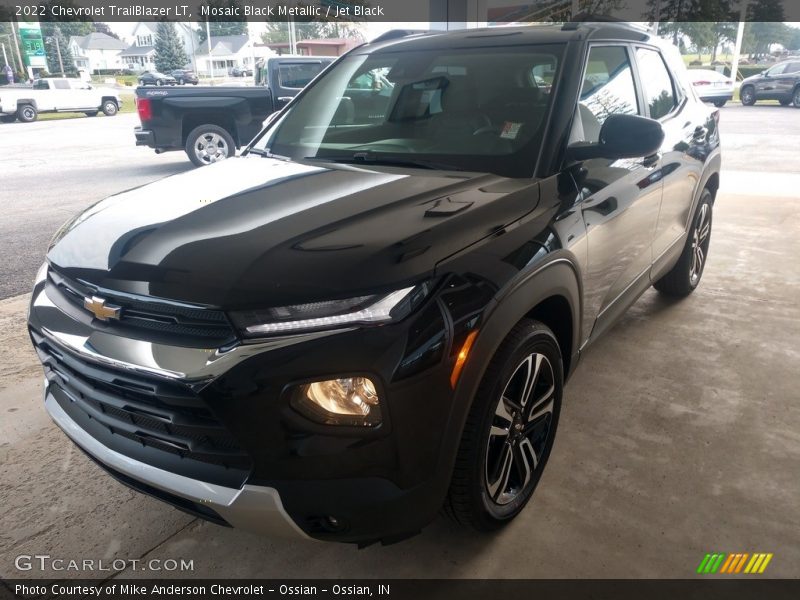 Mosaic Black Metallic / Jet Black 2022 Chevrolet TrailBlazer LT