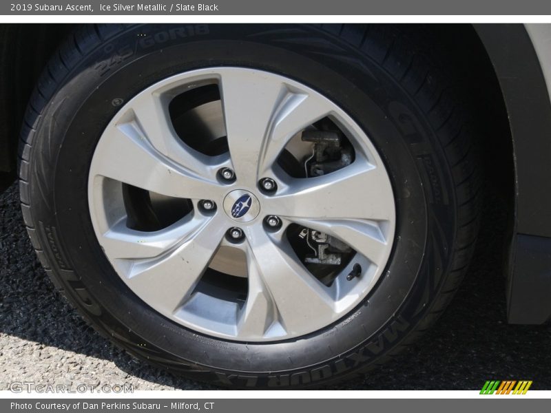 Ice Silver Metallic / Slate Black 2019 Subaru Ascent