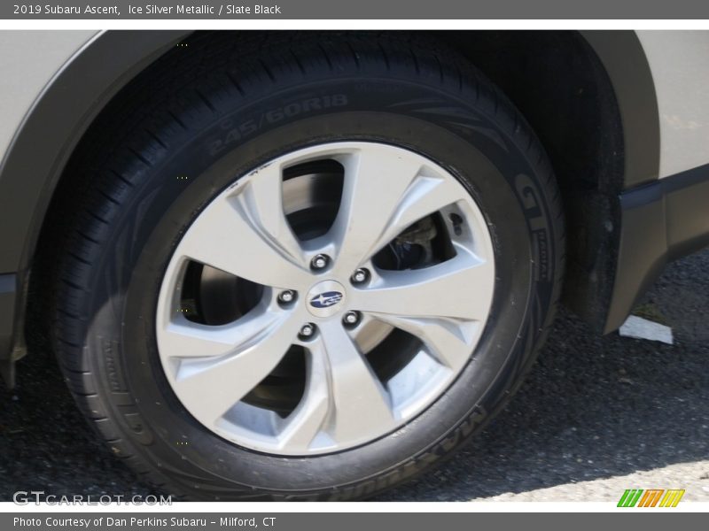 Ice Silver Metallic / Slate Black 2019 Subaru Ascent