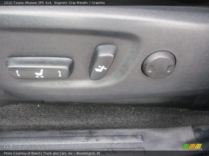 Magnetic Gray Metallic / Graphite 2010 Toyota 4Runner SR5 4x4