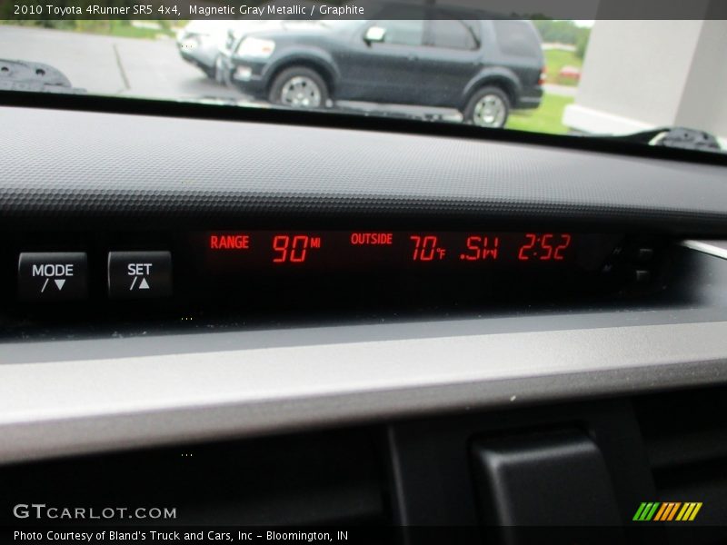 Magnetic Gray Metallic / Graphite 2010 Toyota 4Runner SR5 4x4