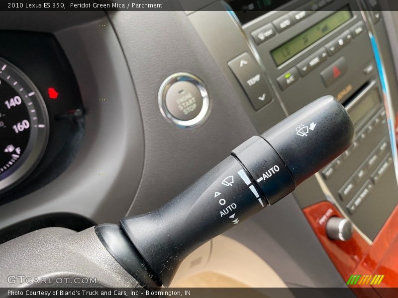 Peridot Green Mica / Parchment 2010 Lexus ES 350
