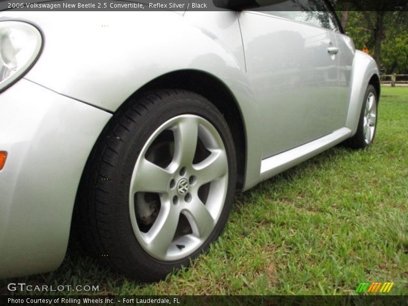 Reflex Silver / Black 2006 Volkswagen New Beetle 2.5 Convertible