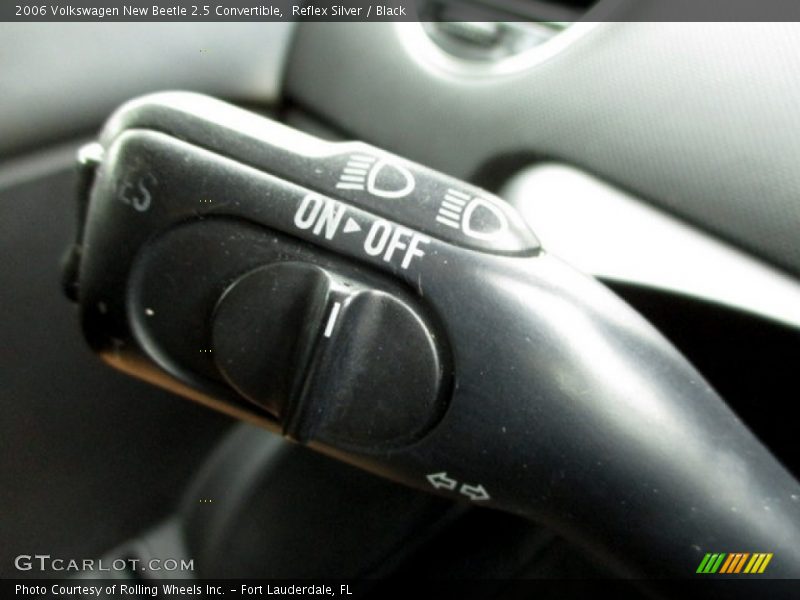 Reflex Silver / Black 2006 Volkswagen New Beetle 2.5 Convertible