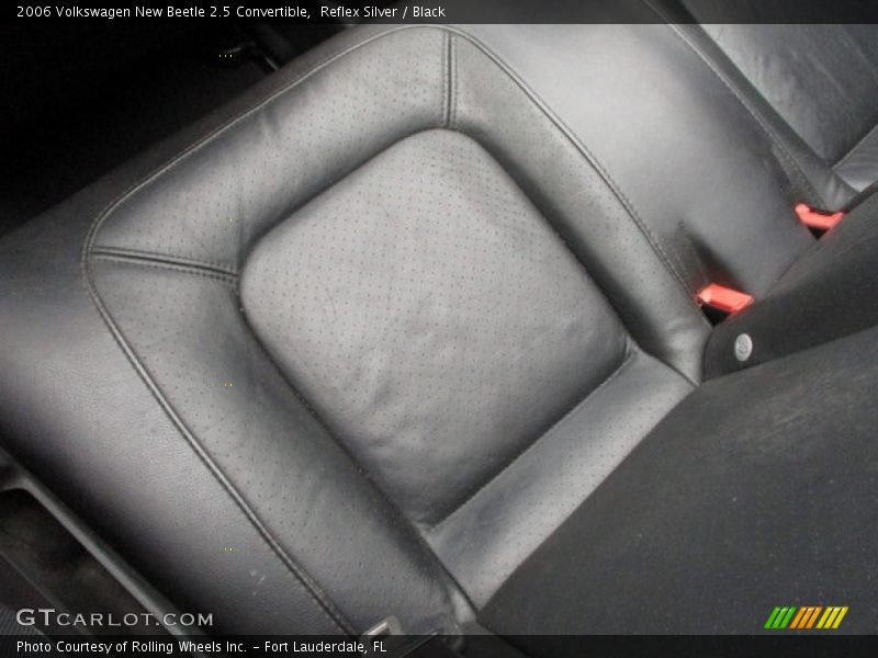 Reflex Silver / Black 2006 Volkswagen New Beetle 2.5 Convertible