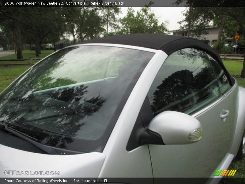 Reflex Silver / Black 2006 Volkswagen New Beetle 2.5 Convertible
