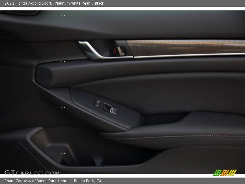 Platinum White Pearl / Black 2021 Honda Accord Sport