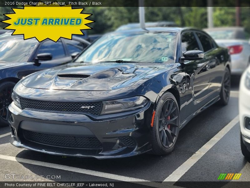 Pitch Black / Black 2016 Dodge Charger SRT Hellcat