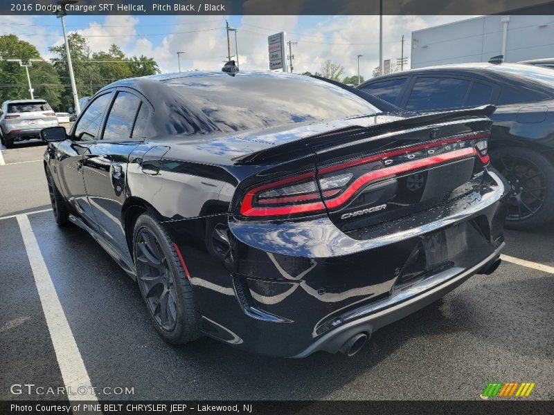 Pitch Black / Black 2016 Dodge Charger SRT Hellcat