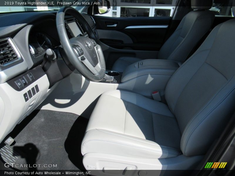 Predawn Gray Mica / Ash 2019 Toyota Highlander XLE