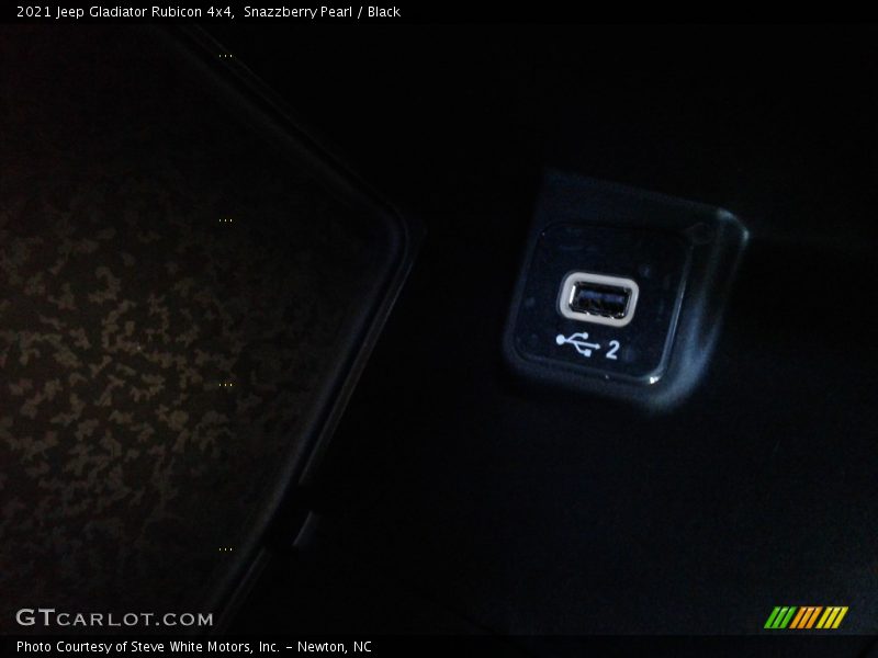 Snazzberry Pearl / Black 2021 Jeep Gladiator Rubicon 4x4