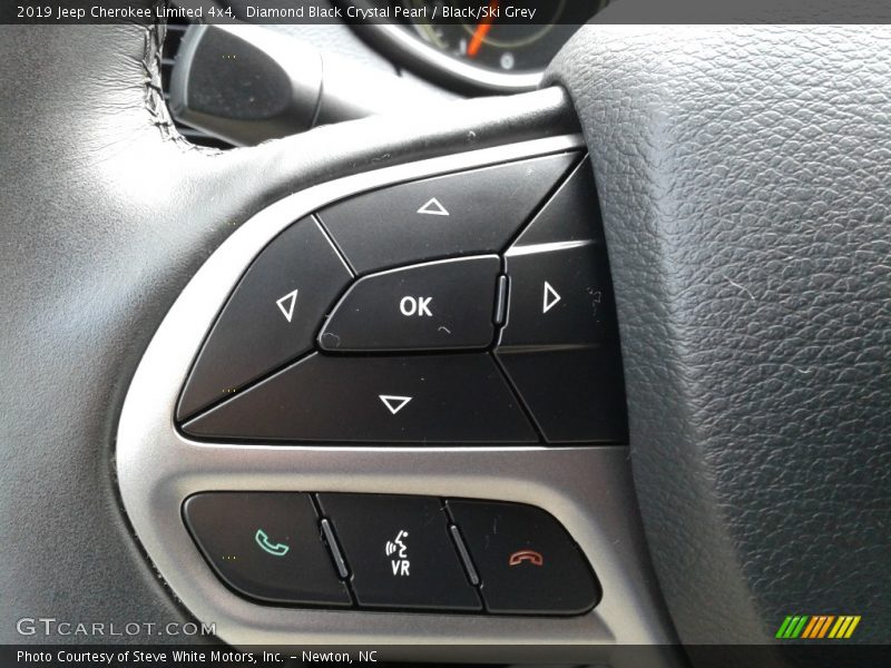 Diamond Black Crystal Pearl / Black/Ski Grey 2019 Jeep Cherokee Limited 4x4