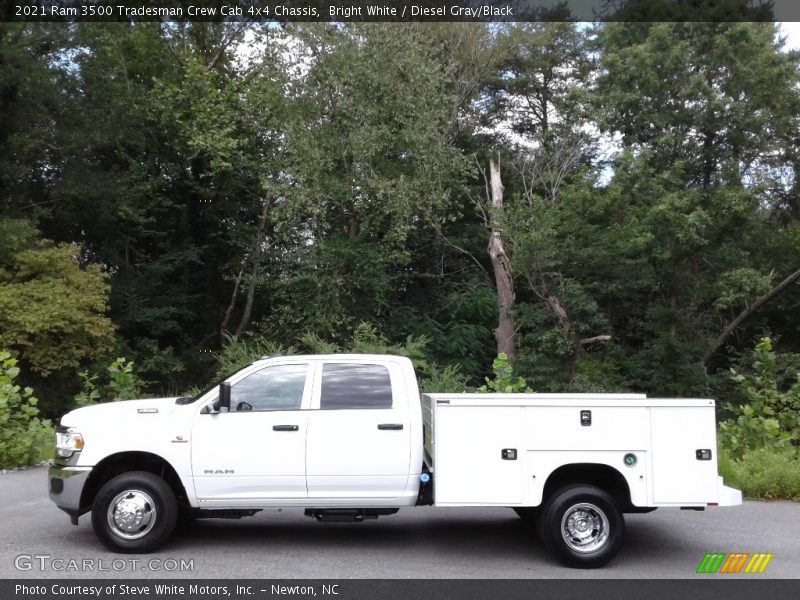 Bright White / Diesel Gray/Black 2021 Ram 3500 Tradesman Crew Cab 4x4 Chassis