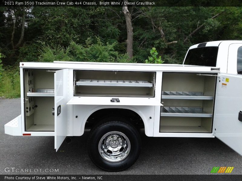 Bright White / Diesel Gray/Black 2021 Ram 3500 Tradesman Crew Cab 4x4 Chassis