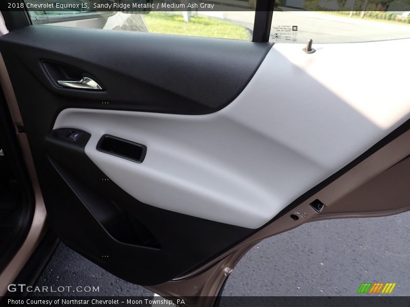 Sandy Ridge Metallic / Medium Ash Gray 2018 Chevrolet Equinox LS