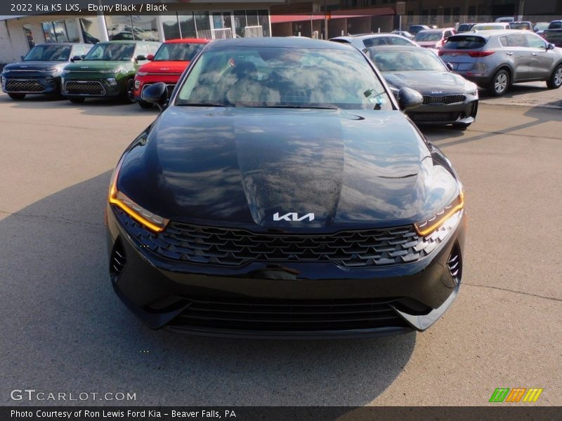 Ebony Black / Black 2022 Kia K5 LXS