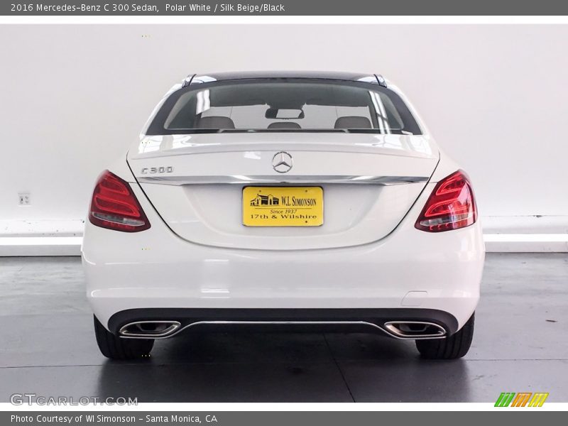 Polar White / Silk Beige/Black 2016 Mercedes-Benz C 300 Sedan