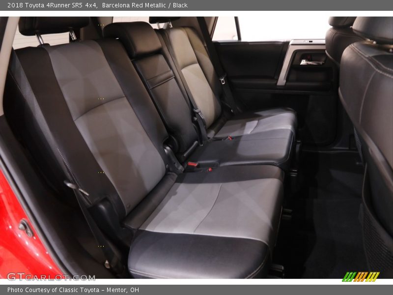 Barcelona Red Metallic / Black 2018 Toyota 4Runner SR5 4x4