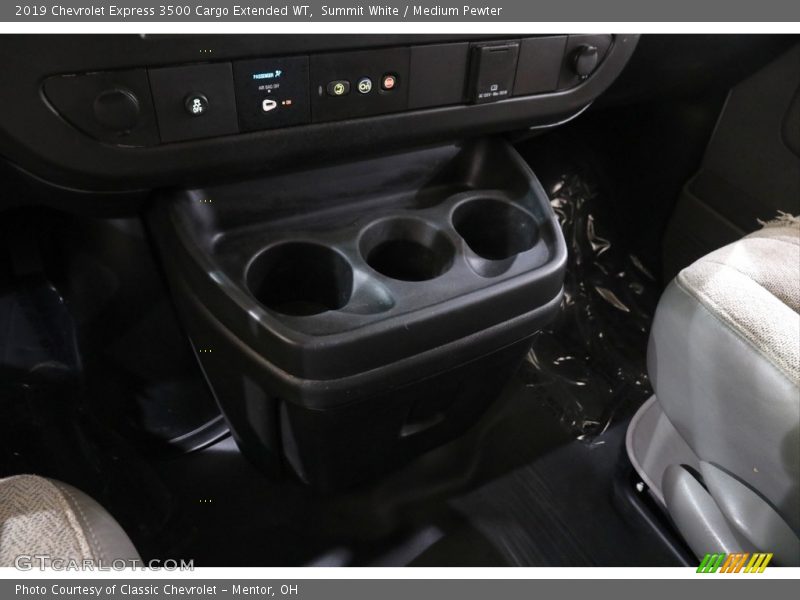 Summit White / Medium Pewter 2019 Chevrolet Express 3500 Cargo Extended WT