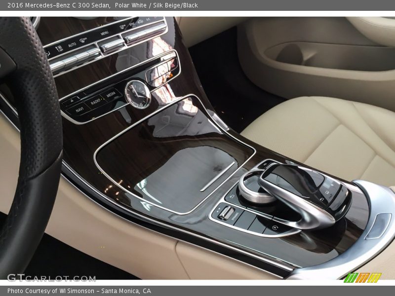 Polar White / Silk Beige/Black 2016 Mercedes-Benz C 300 Sedan