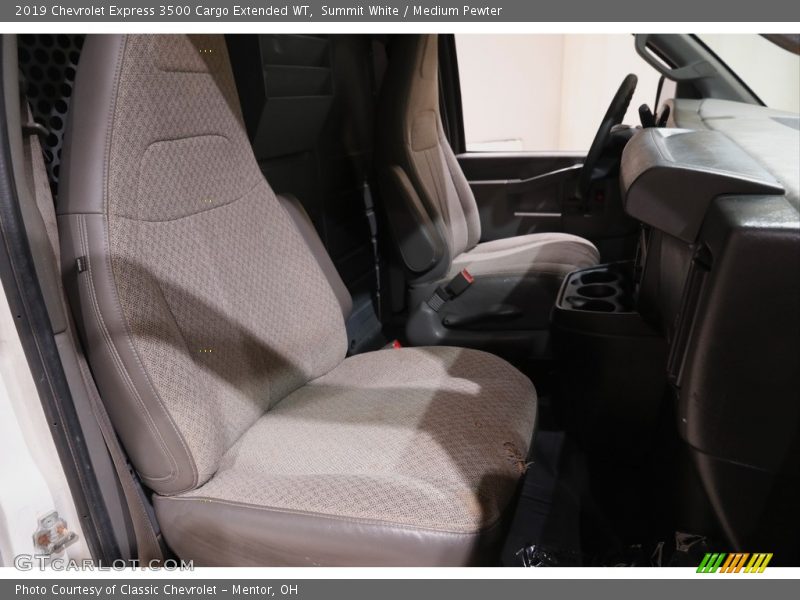 Summit White / Medium Pewter 2019 Chevrolet Express 3500 Cargo Extended WT