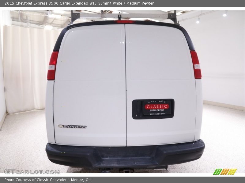 Summit White / Medium Pewter 2019 Chevrolet Express 3500 Cargo Extended WT