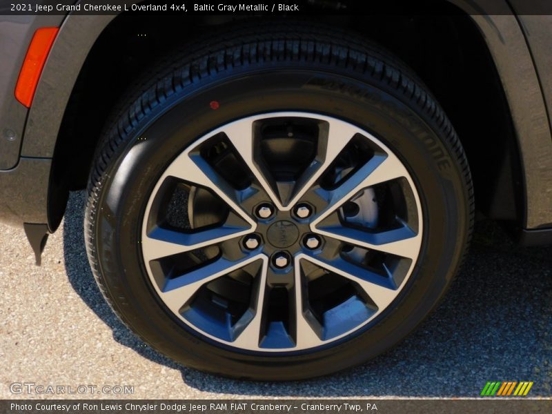  2021 Grand Cherokee L Overland 4x4 Wheel
