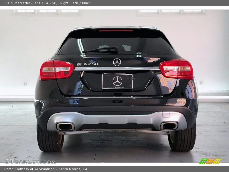 Night Black / Black 2019 Mercedes-Benz GLA 250