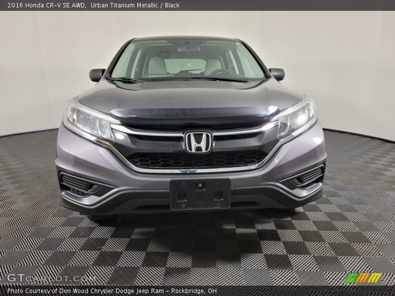 Urban Titanium Metallic / Black 2016 Honda CR-V SE AWD