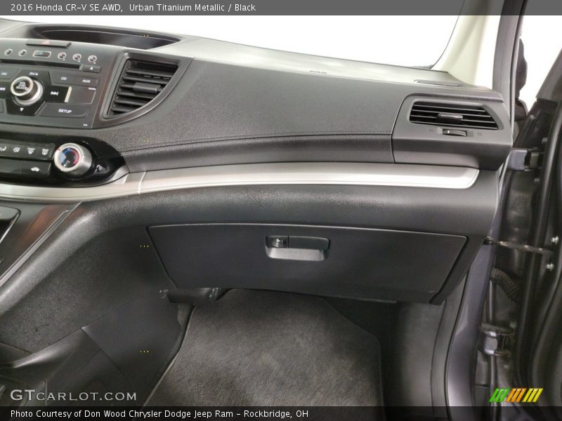 Urban Titanium Metallic / Black 2016 Honda CR-V SE AWD