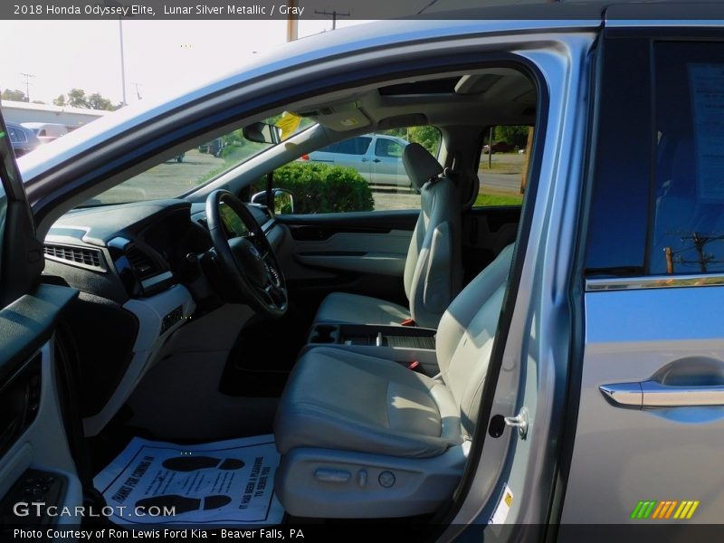 Lunar Silver Metallic / Gray 2018 Honda Odyssey Elite