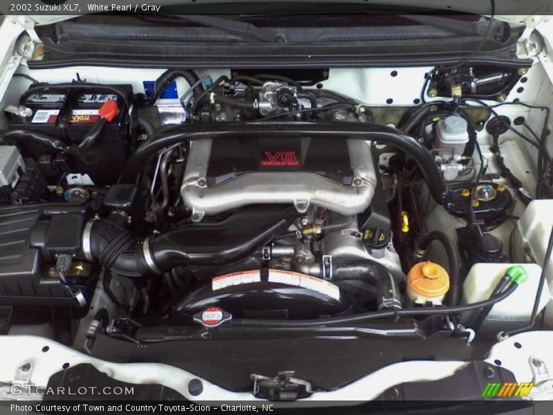 White Pearl / Gray 2002 Suzuki XL7