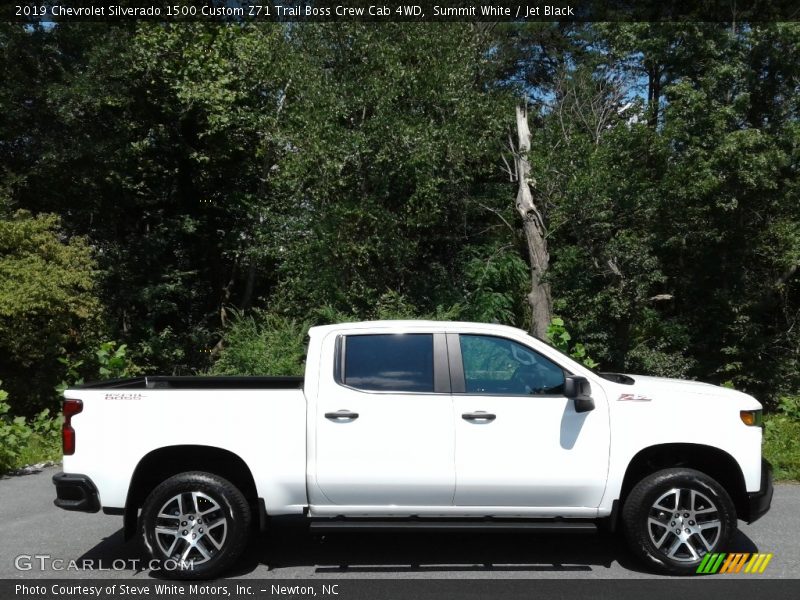 Summit White / Jet Black 2019 Chevrolet Silverado 1500 Custom Z71 Trail Boss Crew Cab 4WD