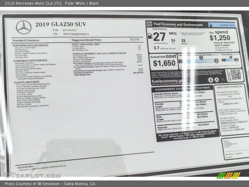 Polar White / Black 2019 Mercedes-Benz GLA 250