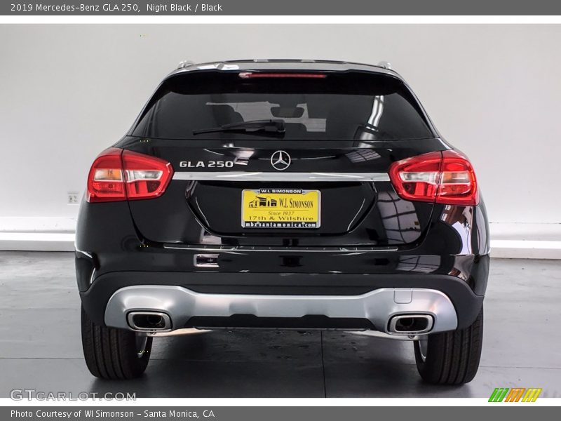 Night Black / Black 2019 Mercedes-Benz GLA 250