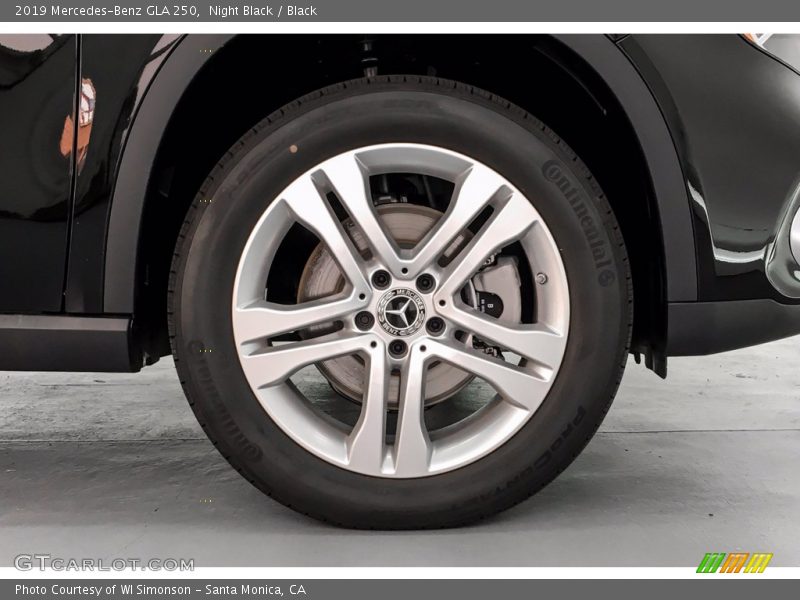 Night Black / Black 2019 Mercedes-Benz GLA 250