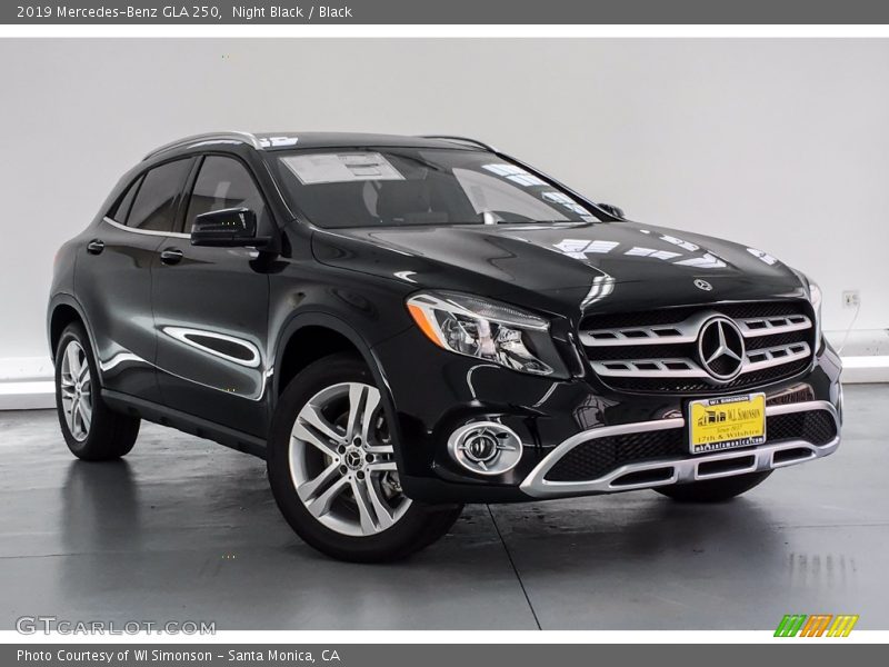 Night Black / Black 2019 Mercedes-Benz GLA 250