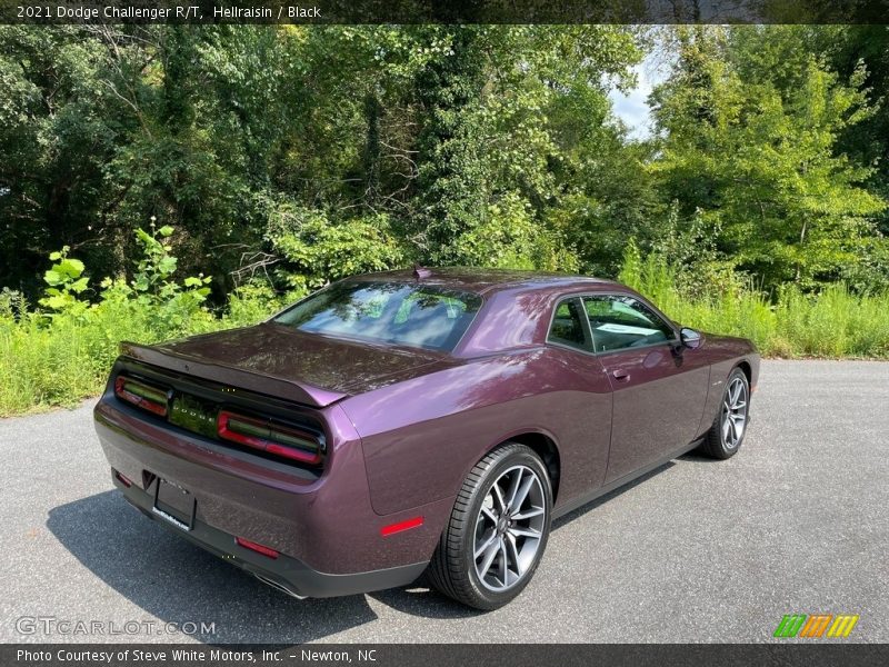 Hellraisin / Black 2021 Dodge Challenger R/T