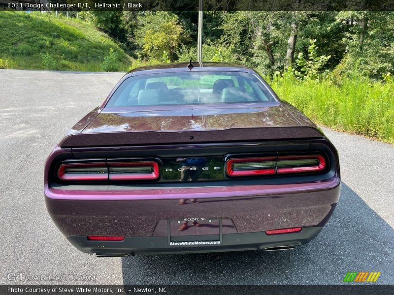Hellraisin / Black 2021 Dodge Challenger R/T