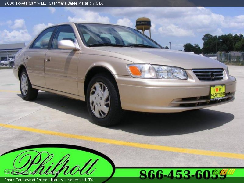 Cashmere Beige Metallic / Oak 2000 Toyota Camry LE