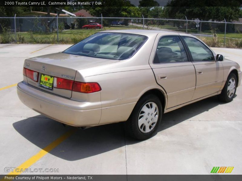 Cashmere Beige Metallic / Oak 2000 Toyota Camry LE