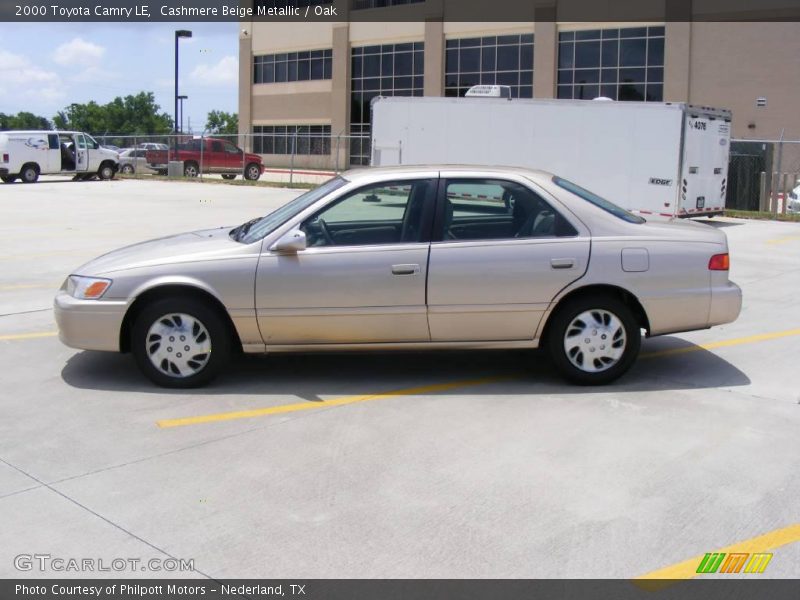 Cashmere Beige Metallic / Oak 2000 Toyota Camry LE